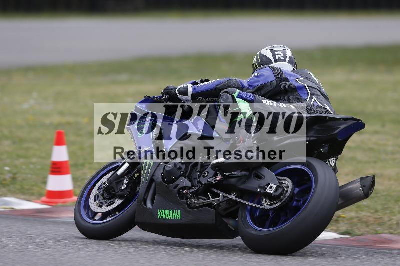 /Archiv-2025/04 13.04.2025 Get Faster Caremotion ADR/Gruppe gelb/777